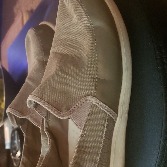 Men's CROCS TAUPE FABRIC LOAFERS - MEN'S SIZE 11 - Picture 7 of 10